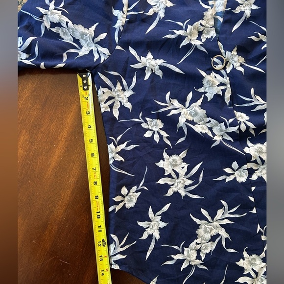 Floral Navy Women's Top - Picture 5 of 6